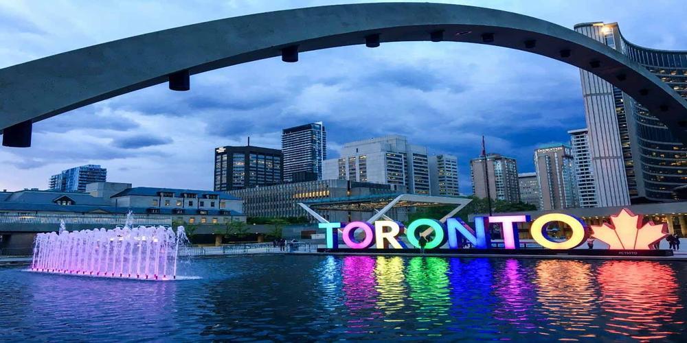 Top Things to Do in Toronto for First-Time Visitors