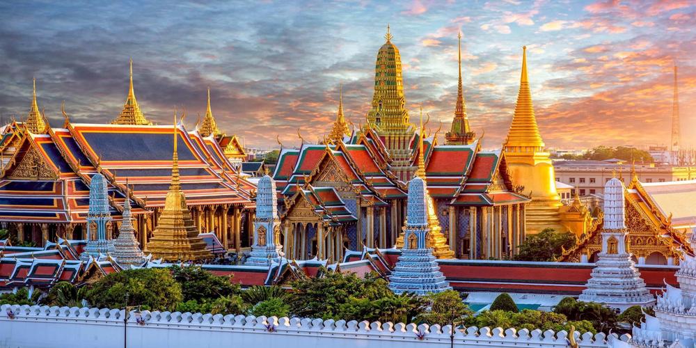 The top visa-free destinations for US citizens in 2025.